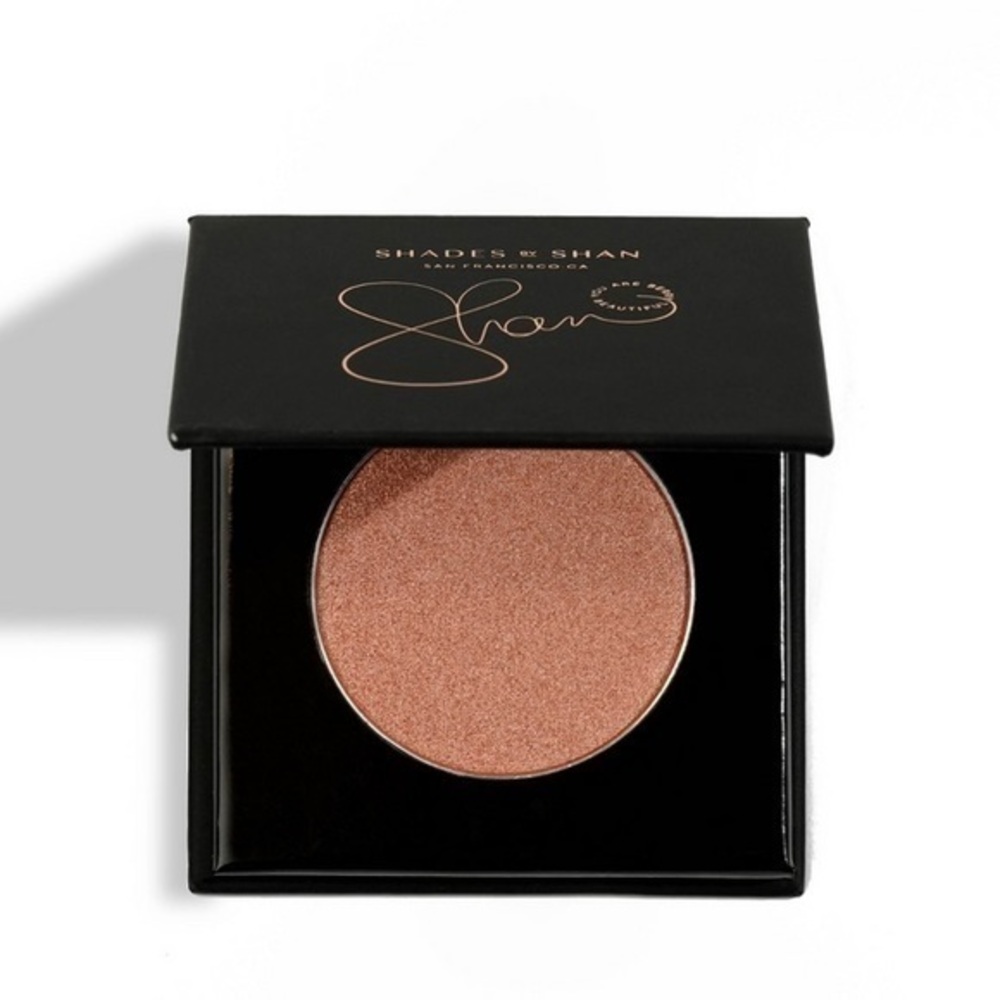 🆕 NWT Shades by Shan Marjorie Highlighter